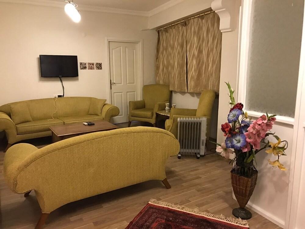 Nelly Guesthouse Стамбул Екстер'єр фото